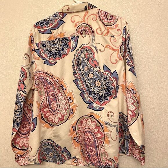 Chicos No-Iron Sateen colorful Western Paisley button down blouse top 3 US16/18 - Picture 2 of 9